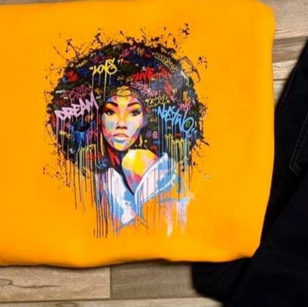 Afrolicious Tee‎